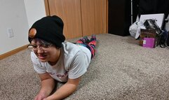 Dylan poses for ballbusting worship (720)