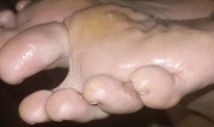 Mila - Worshipping her sweaty feet with footjob and cumshot (4K)