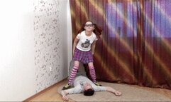 Unfaithful husband deserves to smell stinky New Balance sneakers, vf0285h 720p