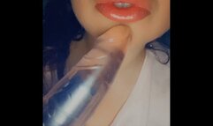 sucking with big juicy lips