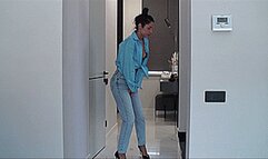 Wet diaper in jeans (1920x1080 HD) MP4