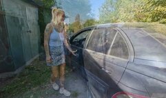 Alina can't start the old Opel