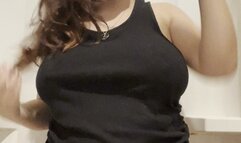 Pregnant Girl Close Up Pee and Fucks Herself