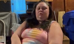 Horny BBW KekeLiz plays with her tight wet pussy