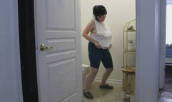 AMERICAN APPAREL BOOK REACTION WHILE PEEING AND DRESSED PRETTY LA APPAREL