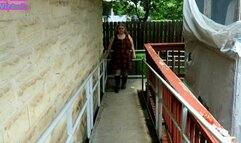 Nurse Vicki's Crushing veggies from my garden! mp4