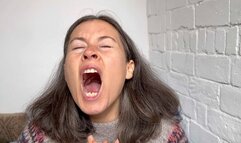 facial massage to keep awake