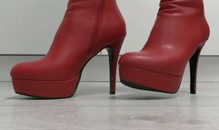 Toe and heel tapping in red boots MP4 HD 720p