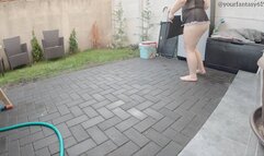 Curvy maid cleaning the carpets and farting a lot