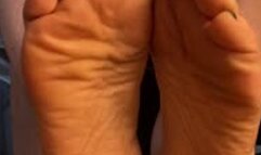 Watch me Give a Foot Job to with 9 inch Dildo as I Give you JOI