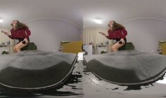 VR 180 A foot massage will make her happy.