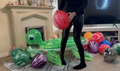 Sit popping marble balloons HD