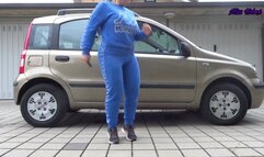 SPORTY CAR BOUNCING