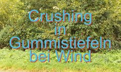 Crushing in rubber boots in the wind - Crushing in Gummistiefeln bei Wind