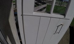 Preparing for a photo session (2020) (MP4)