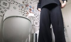 my stepsister covers her ass with mud and