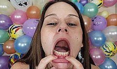 Turning You On With My Sexy Mouth (4K - UHD 2160p MP4)