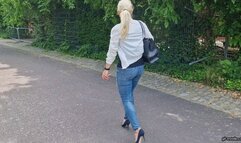 secrets under the table in the restaurant HD mp4 1920x1080