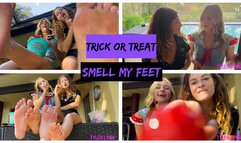Tyler Lynn & Nathalia: Trick OR Treat, Smell my Feet