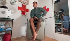 MISTRESS LILY DUPONT : FOOTJOBS TO THE WISHING PATIENT