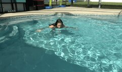 Wet Long Hair Swimming Pool Tricks With Melanie Hicks (SD 720p WMV)