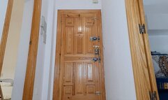 HOME DELIVERY GUY FUCKS HOT AMATEUR CHUBBY MILF