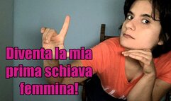 Insulto una piccola donnetta e la invito a diventa la mia prima schiava femmina
