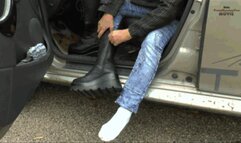 Apples and Pumpkins under heavy Boots