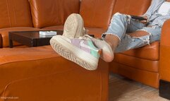 SWEATY FEET AND DIRTY RIPPED SOCKS - MOV Mobile Version