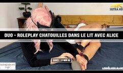 DUO - Role-play - Chatouilles dans le lit avec accessoires 4K