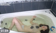 870 Helen and Breath holding limits test