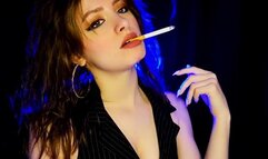 How's about some Marlboro Red 100's, Hmm?