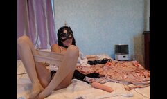 ALICE IN PANTYHOSE PLUNGES HER PUSSY OBSCENELY