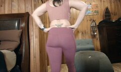 big mean balloon pop stepmom in yoga pants