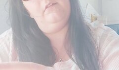 Marlboro 100 in natural light