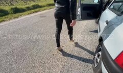 Kathia Blue Bella and Laetitia take the clio for a drive