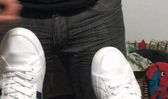 Big foot rub, smelly sweaty feet