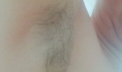 hairy armpits in all their glory!