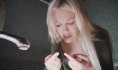 Micro Snitchers - Blondie Fesser