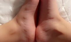 Oiled up with spit. Pretty Feet size 6(us)