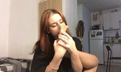 Pantyhose feet sniffing!