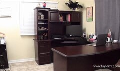 Bailey smells boss Taylor's stinky feet under the desk