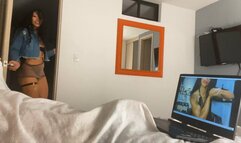 Brenda Biceps Flexing Video 22 - Bedroom Fantasy Handjob