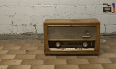 Old historical Radio for my steel toes Wellies 2