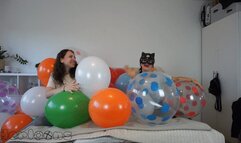 Saskia and Foxy 's masspopping madness