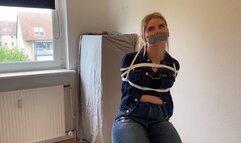 Summer - Reporter In Trouble