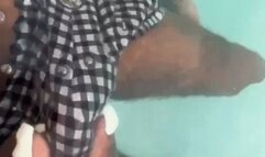 PUBLIC DOUBLE POOL SPITTING FOOTJOB