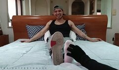 COSQUILLAS EN LOS PIES A ANGEL BROWN