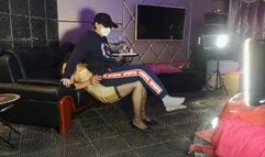 LUNA198_LAPSITTING LADY SOFA