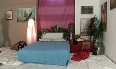 HAIRY MILF IN STOCKINGS AND BOOTS